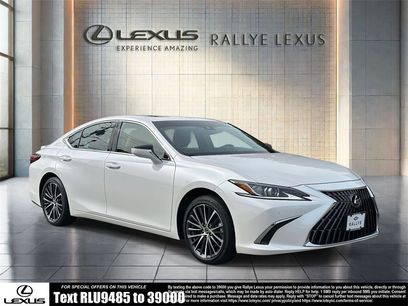 Certified 2025 Lexus ES 350 w/ Premium Package