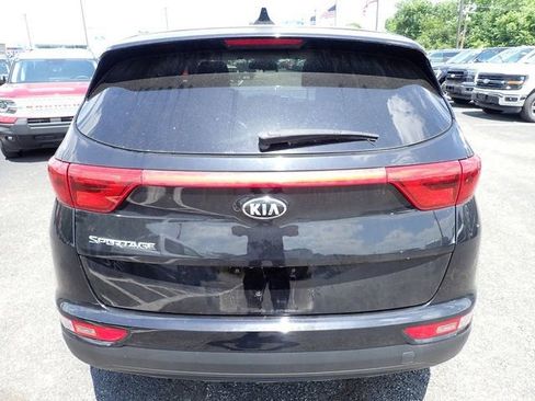 Used 2018 Kia Sportage LX AWD/4WD image 5