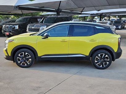 Certified 2025 Nissan Kicks SR