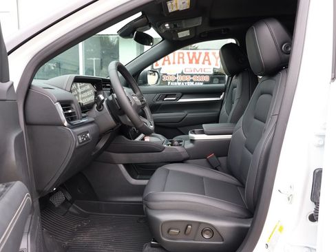 New 2027 GMC Terrain Elevation w/ Elevation Premium Package AWD/4WD image 12