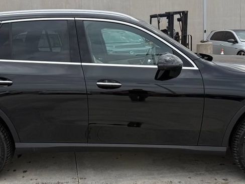 Used 2026 Mercedes-Benz GLC 300 4MATIC image 5