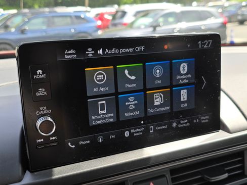 Used 2025 Honda Pilot TrailSport image 33