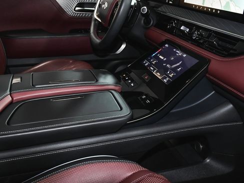 Used 2025 INFINITI QX80 Autograph image 82