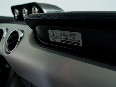 Used 2017 Ford Mustang GT Premium w/ Equipment Group 401A image 32