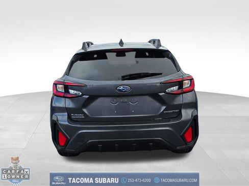 Used 2024 Subaru Crosstrek 2.0i Premium image 4