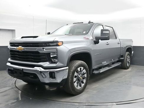 Used 2024 Chevrolet Silverado 2500 LT w/ All Star Edition image 10