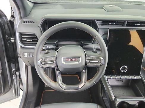 New 2026 GMC Terrain AT4 AWD/4WD image 12
