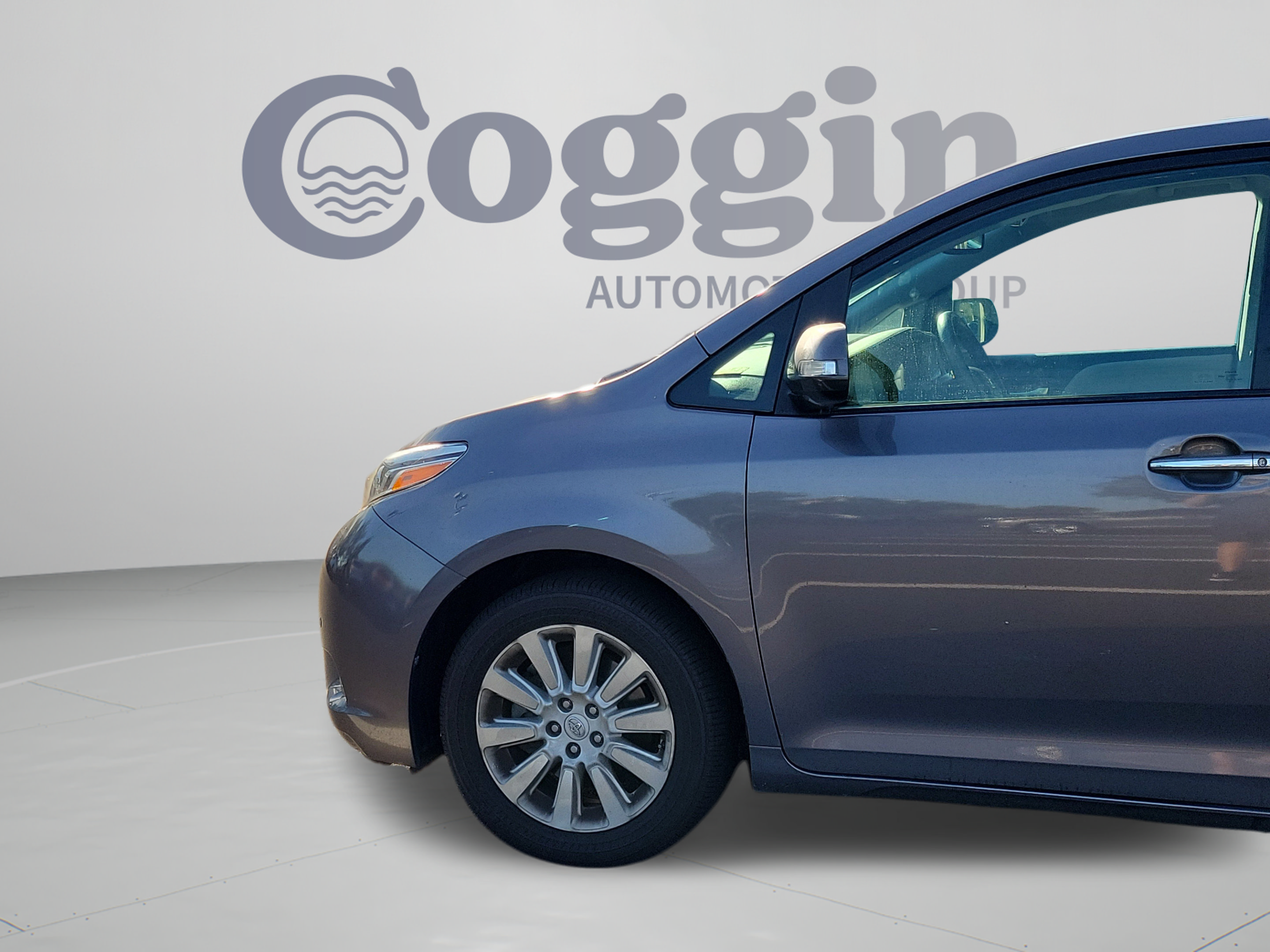 Used 2015 Toyota Sienna Limited Premium AWD/4WD image 13