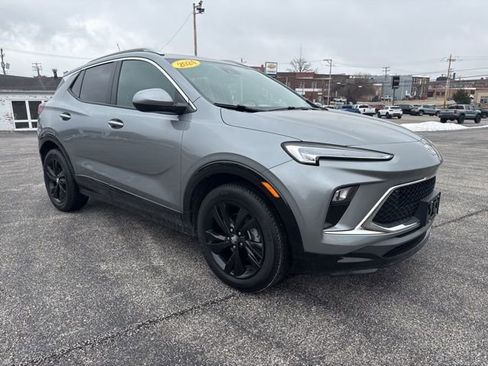 Used 2024 Buick Encore GX Sport Touring image 6