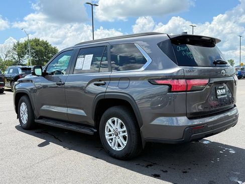 Used 2025 Toyota Sequoia SR5 AWD/4WD image 7
