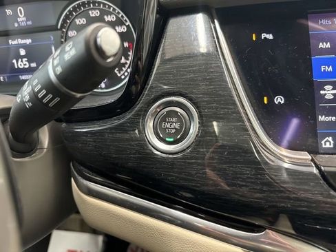 Used 2020 Cadillac XT6 Premium Luxury image 36