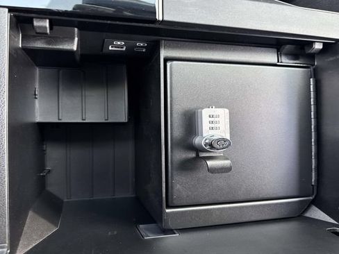 Used 2025 Toyota Tundra Limited RWD image 23