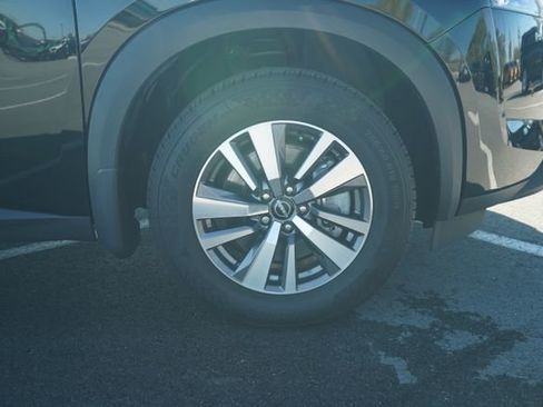 Used 2023 Nissan Pathfinder SL image 42