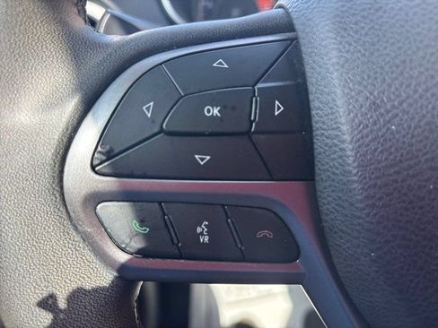 Used 2020 Jeep Cherokee Latitude Plus FWD image 49