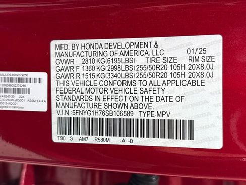 Used 2025 Honda Pilot Touring image 17