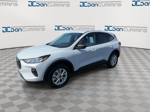 New 2026 Ford Escape Active w/ Cold Weather Package AWD/4WD image 4