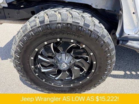 Used 2013 Jeep Wrangler Sport AWD/4WD image 30