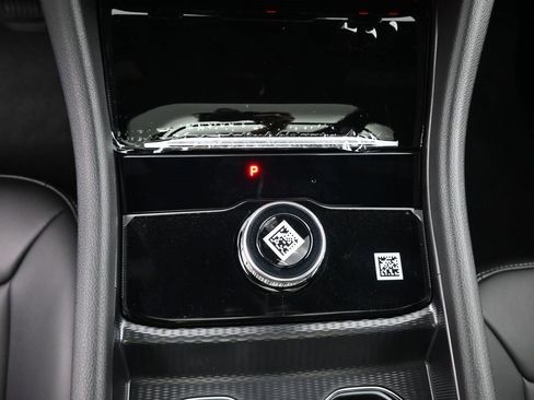 New 2025 Jeep Grand Cherokee L Limited w/ Black Appearance Package image 3