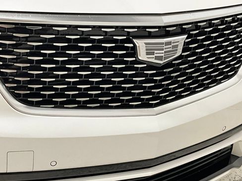Used 2024 Cadillac XT6 Premium Luxury AWD/4WD image 30
