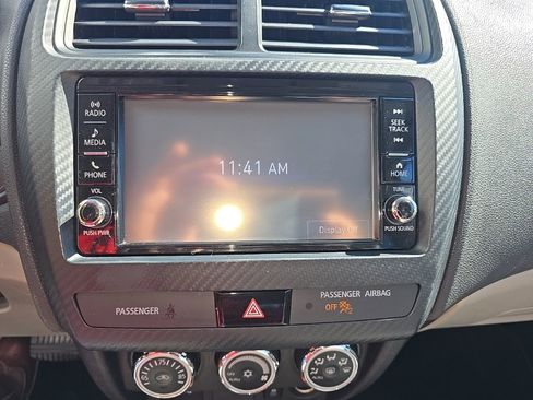 Used 2018 Mitsubishi Outlander Sport ES image 18