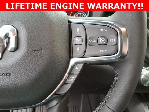 New 2026 RAM 1500 Laramie AWD/4WD image 19