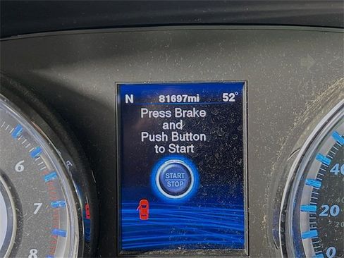 Used 2012 Chrysler 300 SRT8 w/ Leather Interior Group image 9