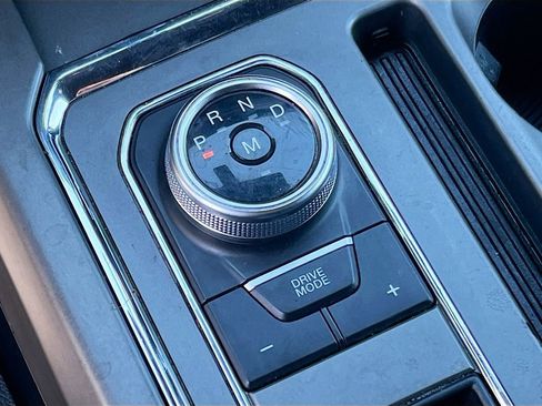 Used 2021 Ford Expedition Max XLT image 16