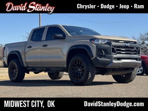 Used 2023 Chevrolet Colorado Trail Boss w/ Advanced Trailering Package image 1