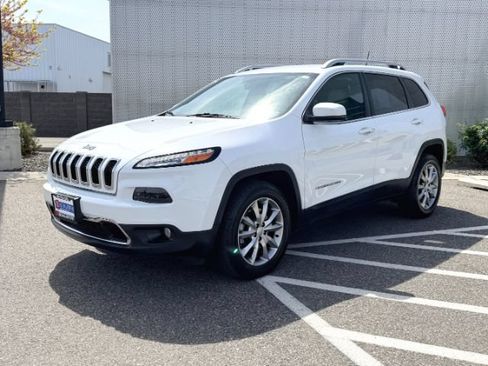 Used 2018 Jeep Cherokee Limited AWD/4WD image 47