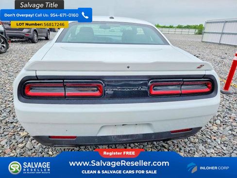 Used 2022 Dodge Challenger GT AWD/4WD image 8