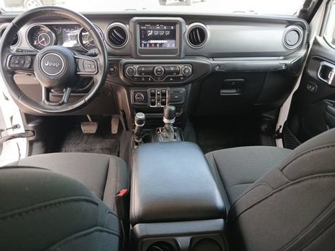 Used 2022 Jeep Gladiator Sport AWD/4WD image 13