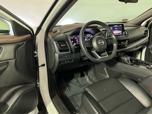 Certified 2023 Nissan Rogue SV w/ SV Premium B Package AWD/4WD image 23