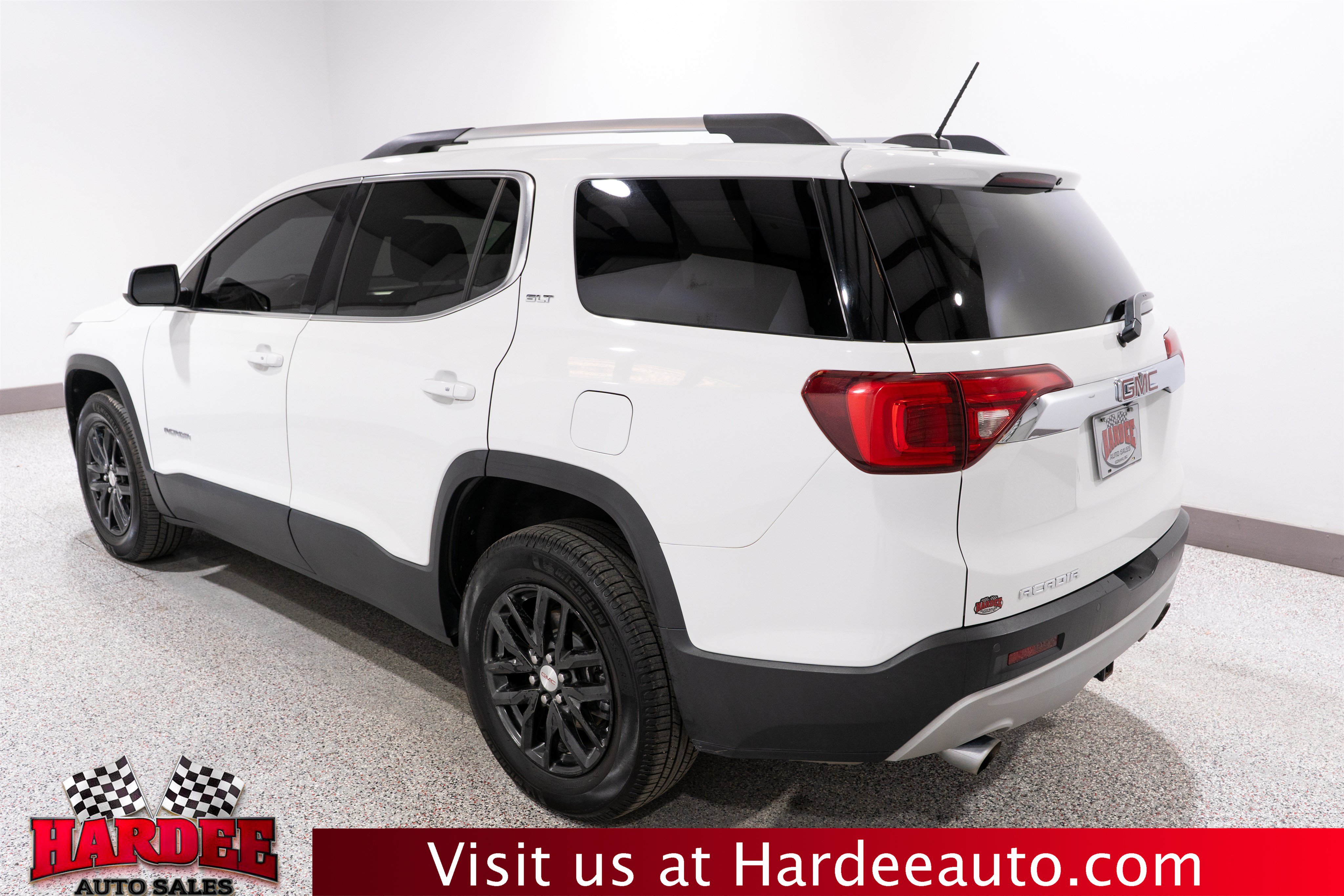 Used 2018 GMC Acadia SLT FWD image 3