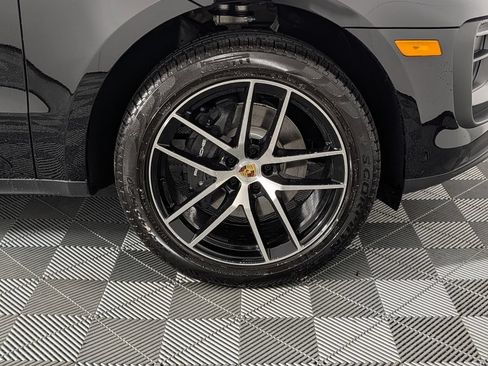 New 2026 Porsche Macan AWD/4WD image 14