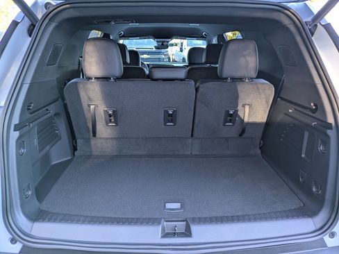 New 2026 Chevrolet Traverse LT w/ Midnight/Sport Edition image 13