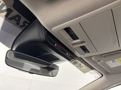 Used 2025 MAZDA MAZDA3 s image 21