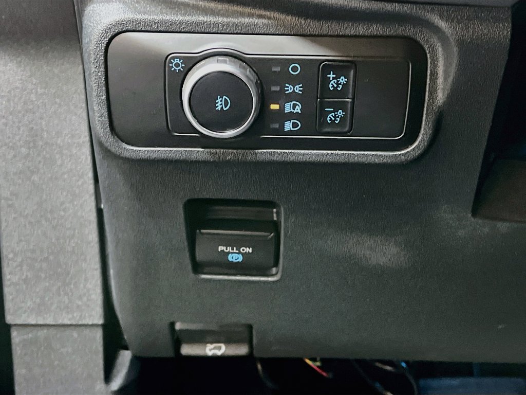 Used 2024 Ford Bronco Black Diamond AWD/4WD image 10
