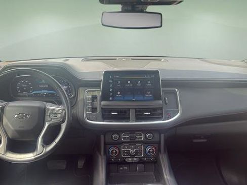 Used 2022 Chevrolet Suburban RST w/ Sport Performance Package AWD/4WD image 7
