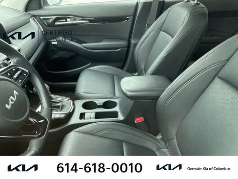 Certified 2024 Kia Seltos SX w/ SX Sunroof Package AWD/4WD image 9