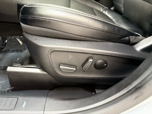 New 2024 Ford Escape SE image 14