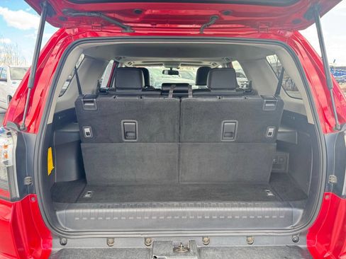 Used 2014 Toyota 4Runner SR5 Premium image 8