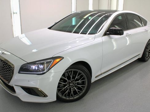 Used 2019 Genesis G80 3.3T Sport RWD image 2
