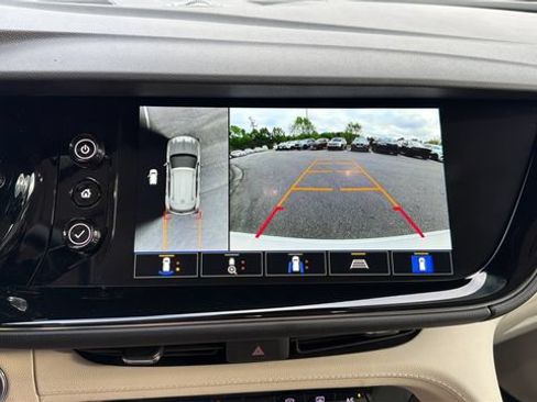 Used 2023 Buick Envision Avenir AWD/4WD image 27