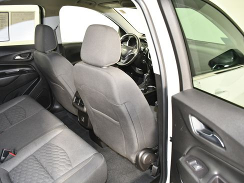 Used 2019 Chevrolet Equinox LT image 42