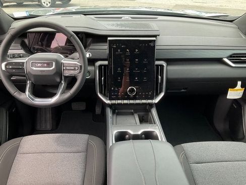 New 2025 GMC Acadia Elevation image 12