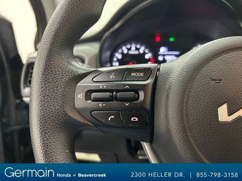 Used 2022 Kia Rio LX image 25