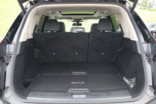 Used 2023 Nissan Rogue SL w/ SL Premium Package AWD/4WD image 29