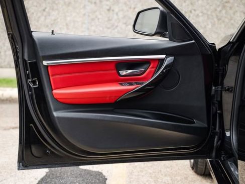 Used 2017 BMW 330i xDrive Wagon image 55