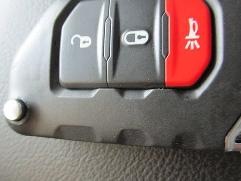 Used 2025 Jeep Wrangler Sport AWD/4WD image 47