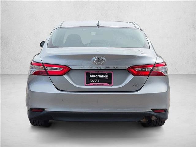 Used 2019 Toyota Camry LE FWD image 7